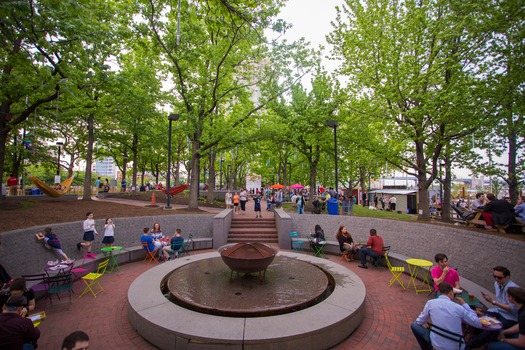 Spruce Street Harbor Park