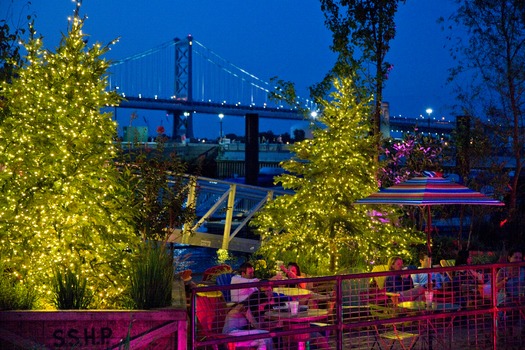 Spruce Street Harbor Park