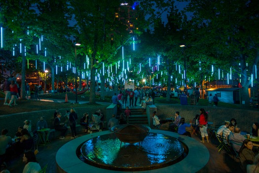 Spruce Street Harbor Park