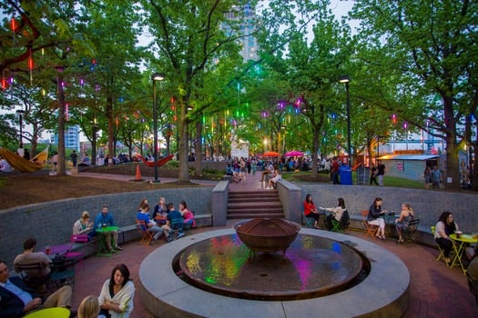 Spruce Street Harbor Park