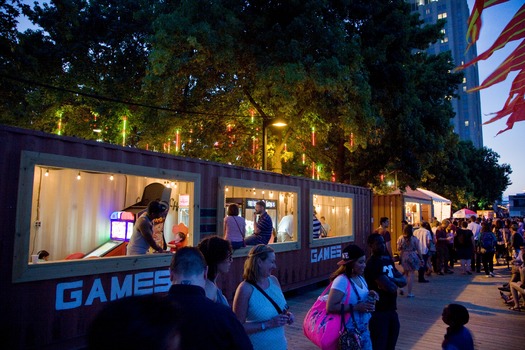 Spruce Street Harbor Park