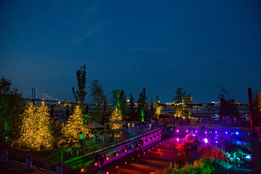 Spruce Street Harbor Park