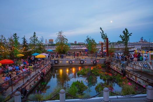 Spruce Street Harbor Park