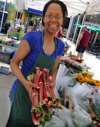 Farmers' Market, Piazza at Schmidts