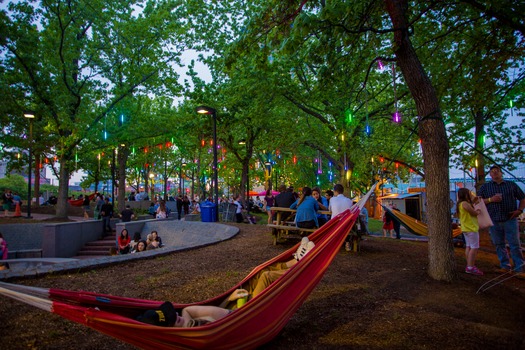Spruce Street Harbor Park