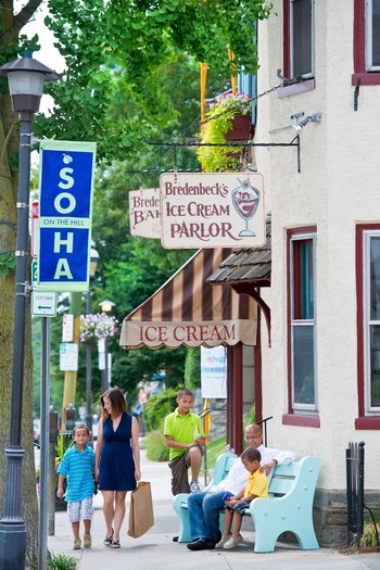 Bredenbeck's Bakery