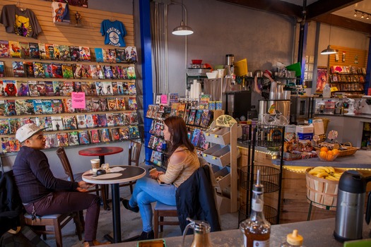 Amalgam Comics & Coffeehouse