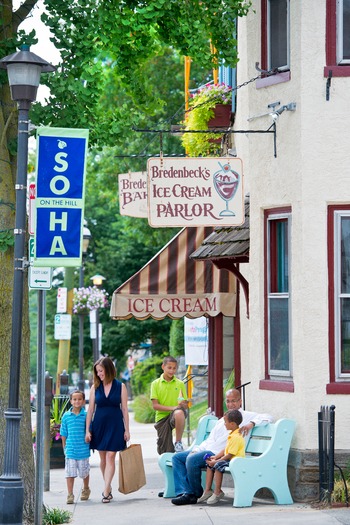Bredenbeck's Bakery
