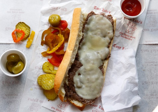 Cheesesteak, Tony Luke's