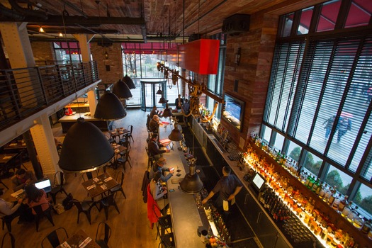 Red Owl Tavern