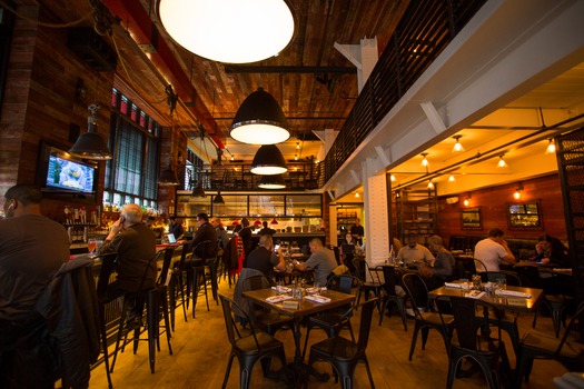 Red Owl Tavern