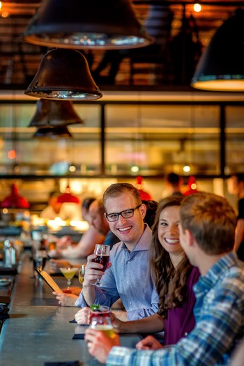 Red Owl Tavern