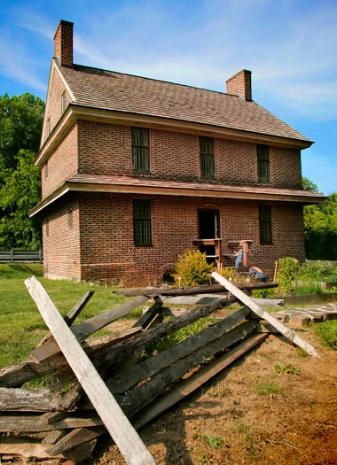 Barns-Brinton House