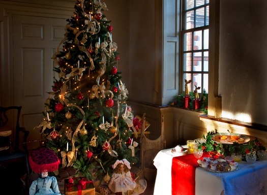 Fairmount Park Houses Holiday Tours