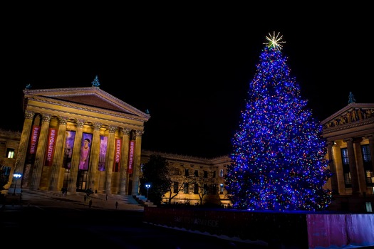 Philadelphia Skyline: Holidays