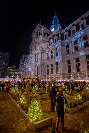 Dilworth Park Holiday Festivities