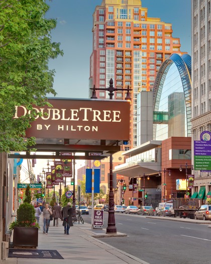 DoubleTree by Hilton Philadelphia Center City