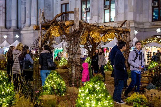 Dilworth Park Holiday Festivities