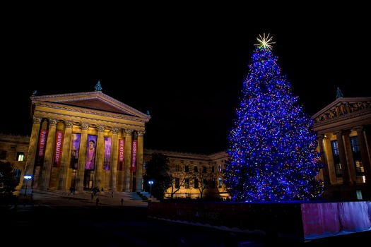 Philadelphia Skyline: Holidays