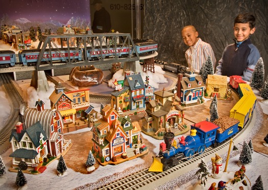 Reading Terminal Market's Holiday Railroad