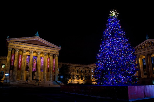 Philadelphia Skyline: Holidays