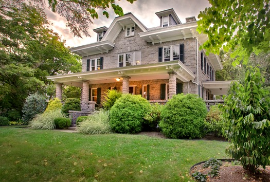 Kennett House Bed & Breakfast