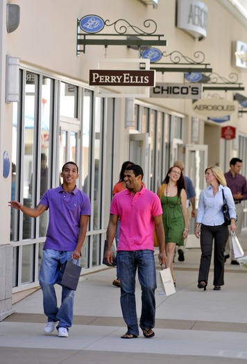 Philadelphia Premium Outlets