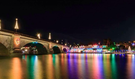 Lake Havasu City, AZ Bridgewater Channel, London Bridge - Photo By Laura Hosking