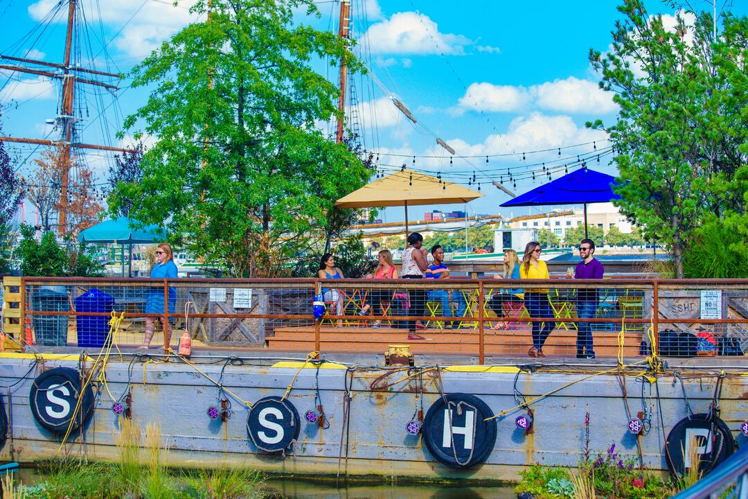 Spruce Street Harbor Park