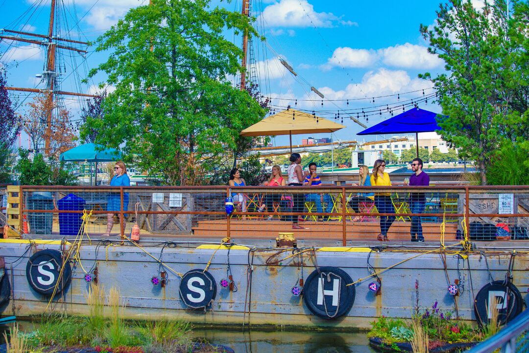 Spruce Street Harbor Park