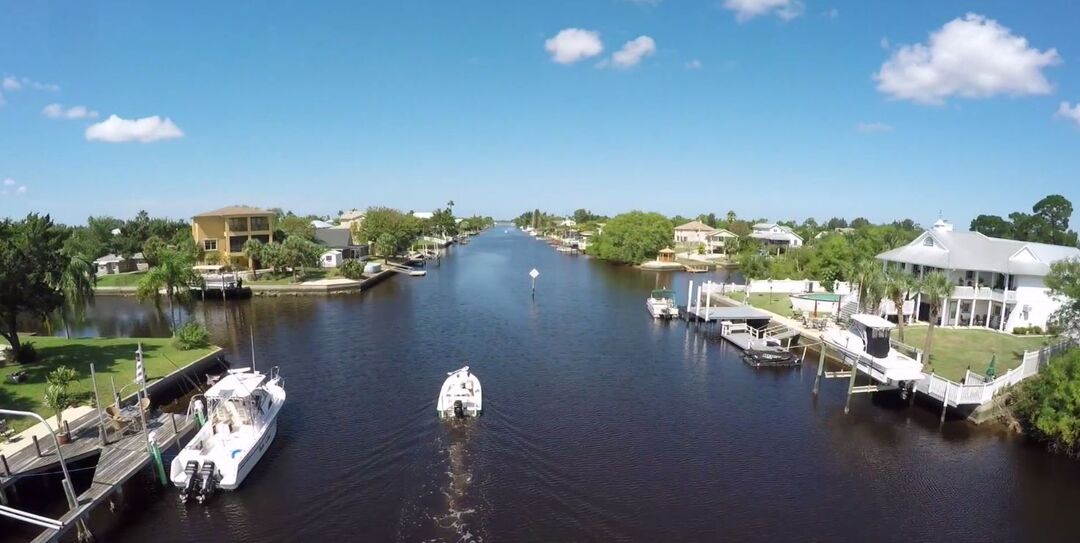 Boat Leaving HB 1