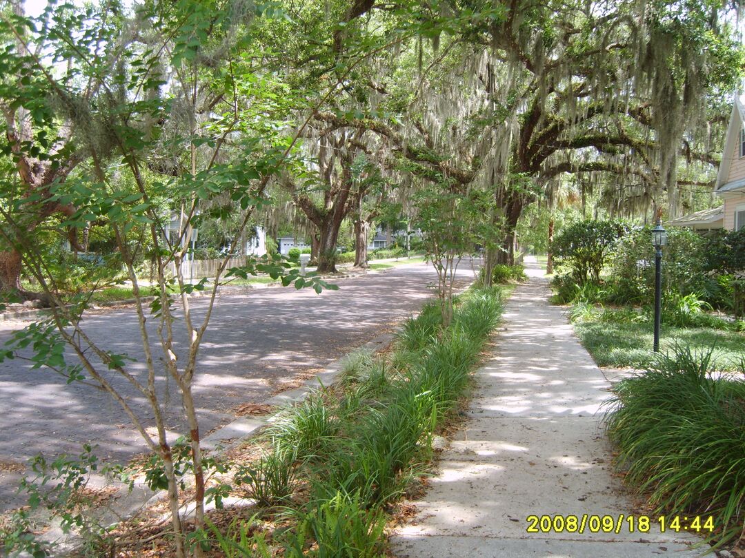 Brooksville Walking Tour-south side 033