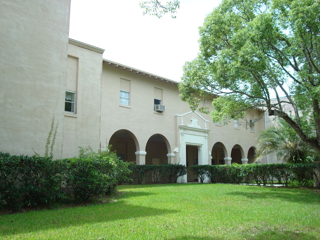 Old Hernando High School