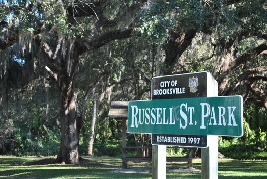 Russel Street Park Sign, Brooksville