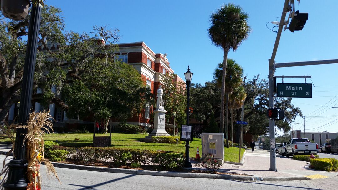 Brooksville Courthouse