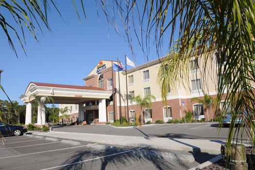 Holiday Inn Express Commercial Way (18)