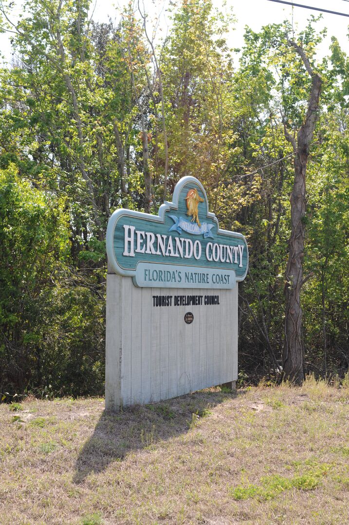HC Tourist Dev sign on US 19