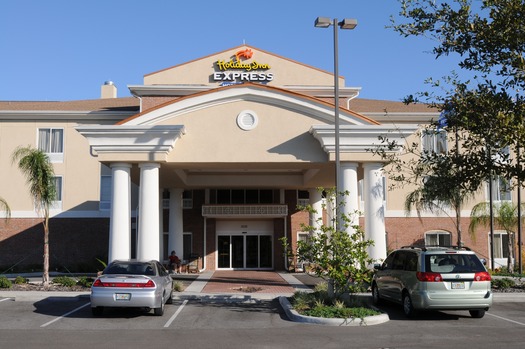 Holiday Inn Express Commercial Way (11)