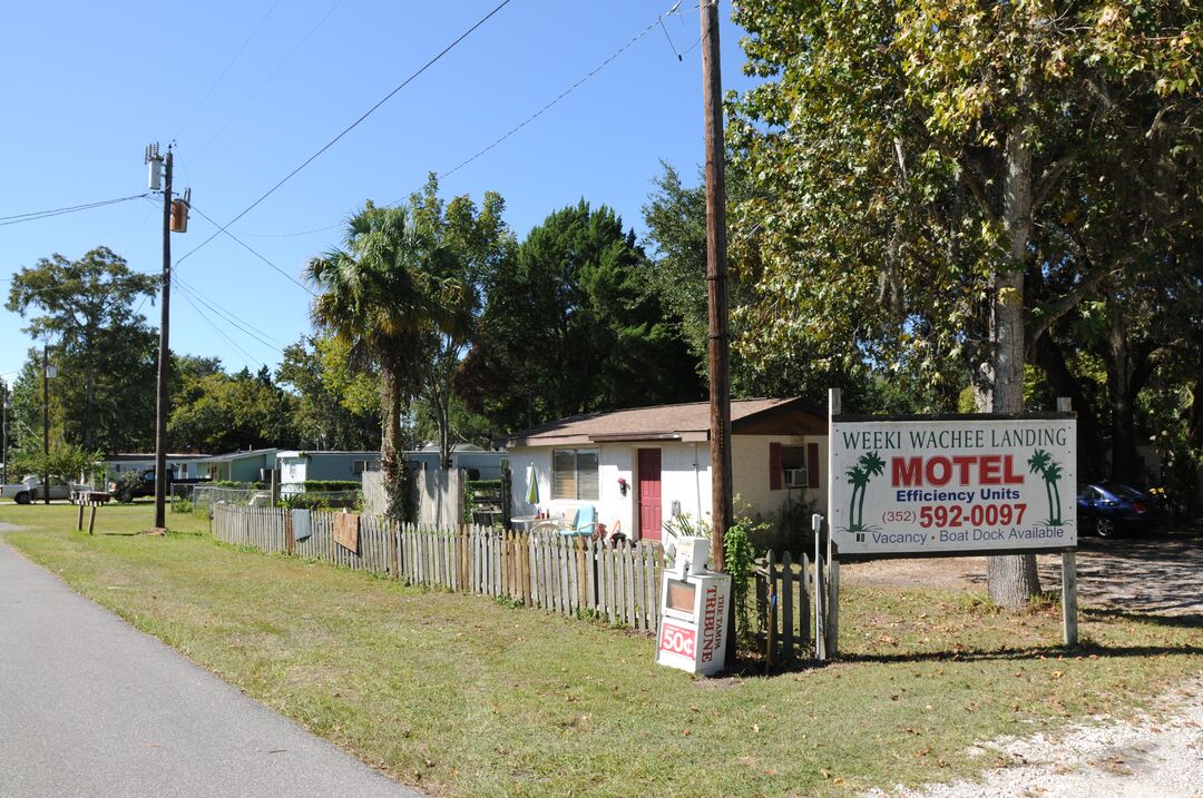 Weeki Wachee Landing