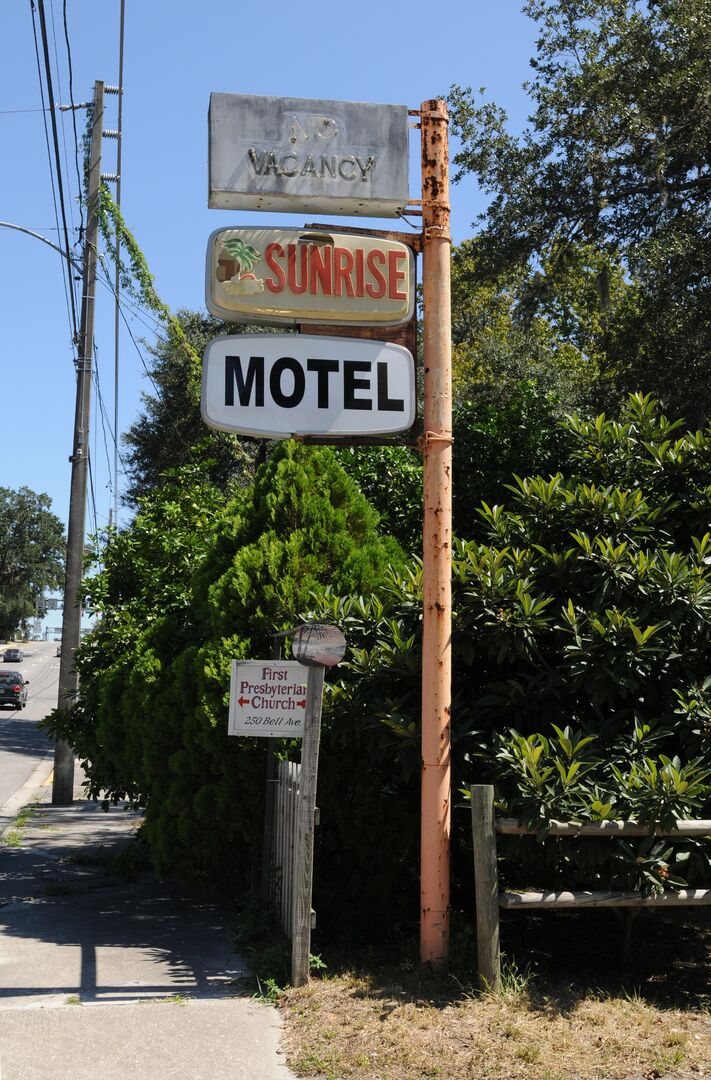 Sunrise Motel (2)