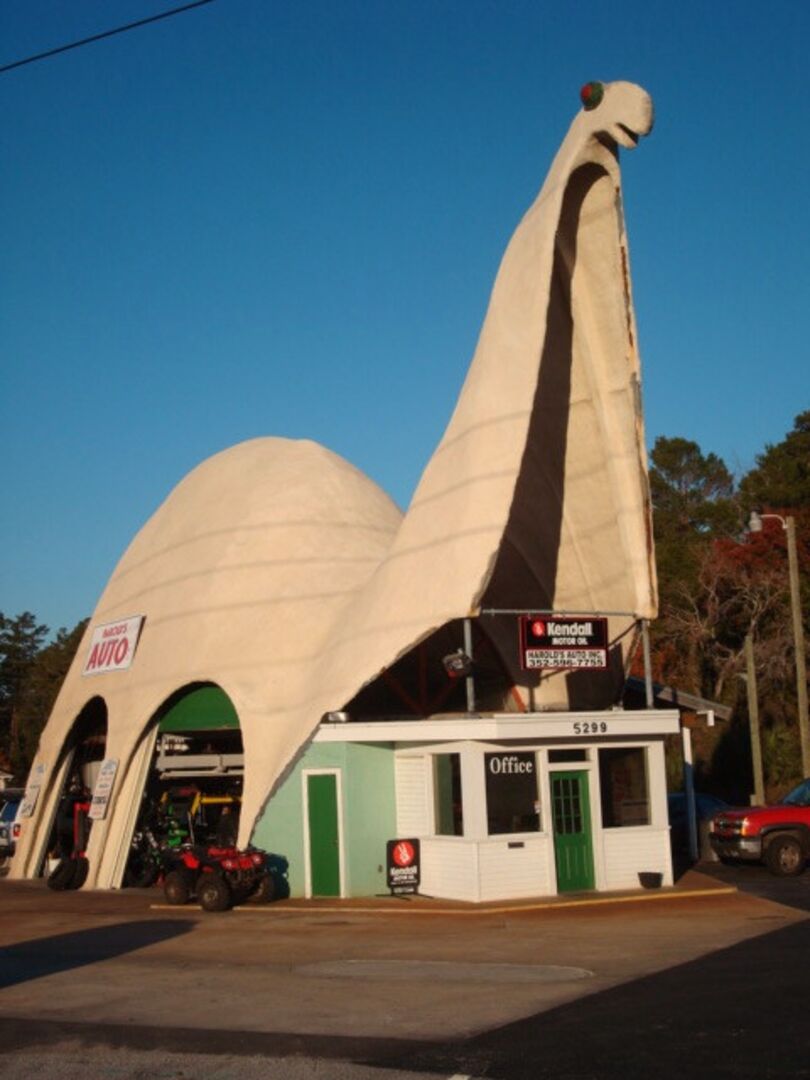 HAROLD'S AUTO DINOSAUR 008