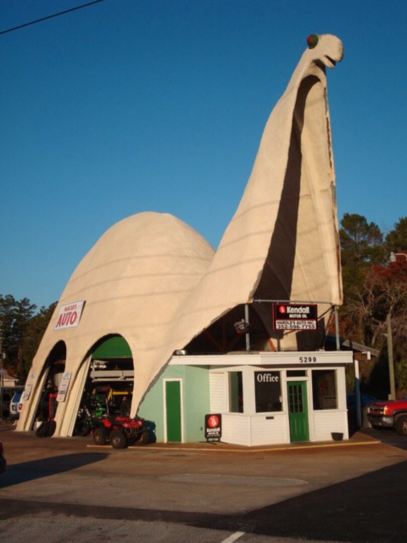 HAROLD'S AUTO DINOSAUR 009