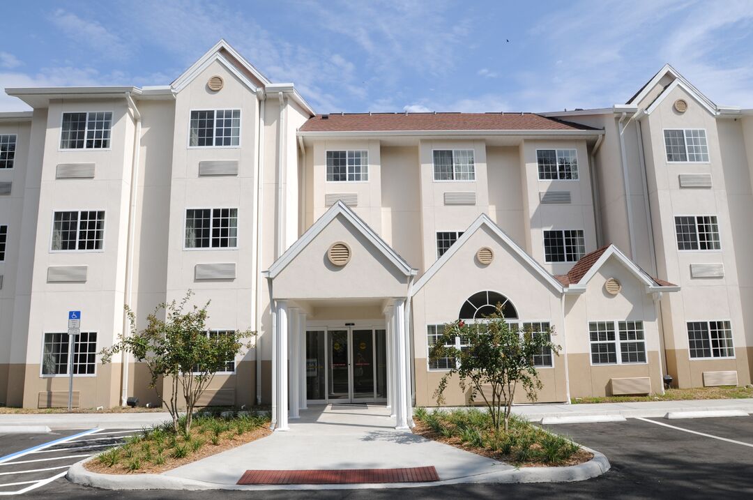 Microtel Inn & Suites (12)