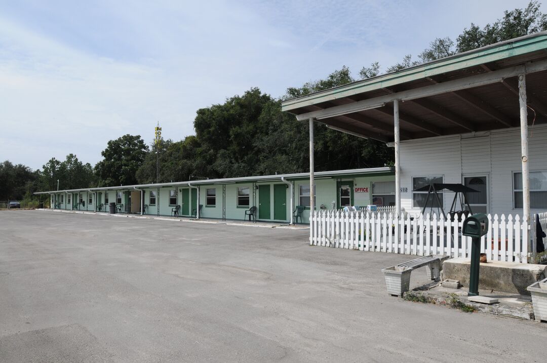 Ridge Manor Motel (1)