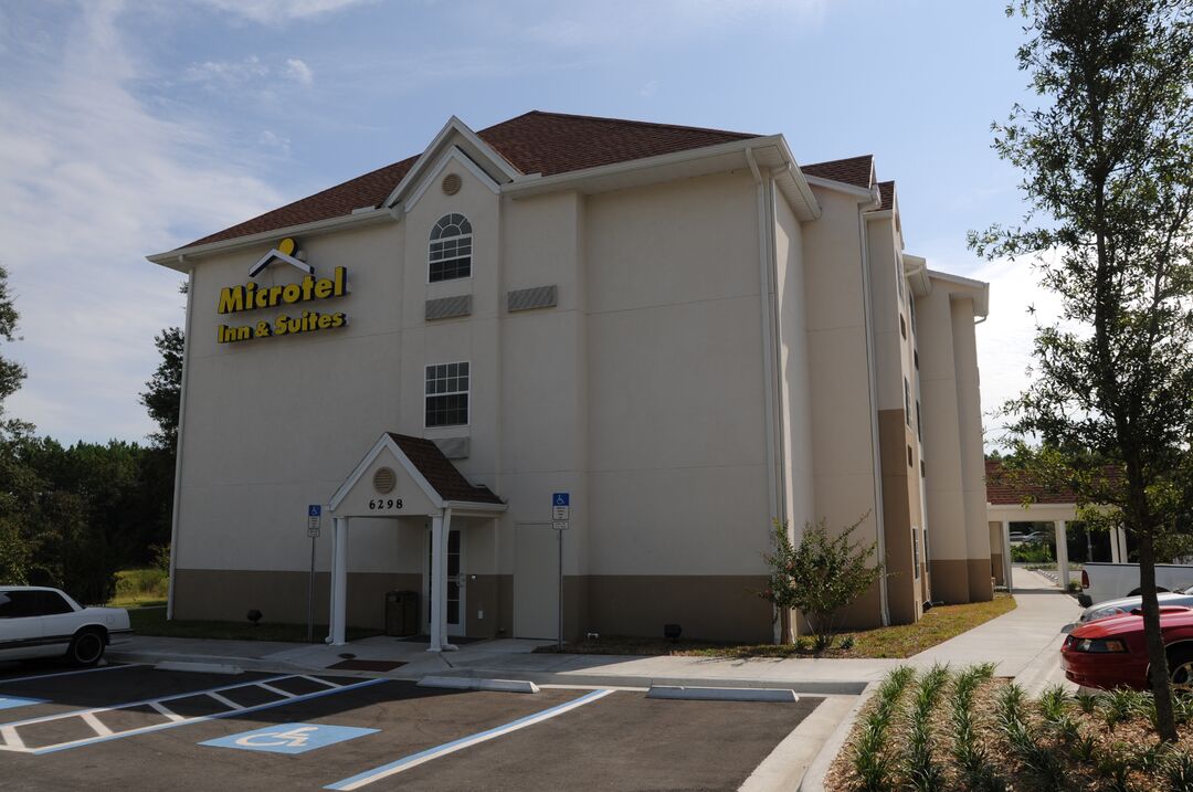 Microtel Inn & Suites (7)