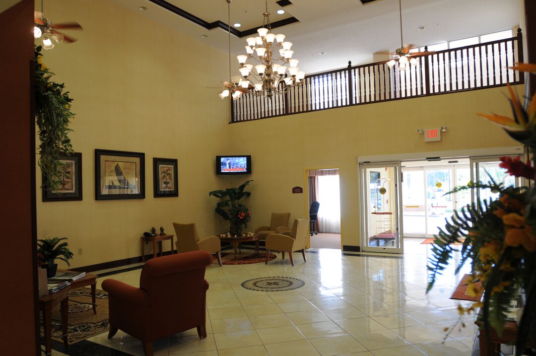 Holiday Inn Express Commercial Way (21)