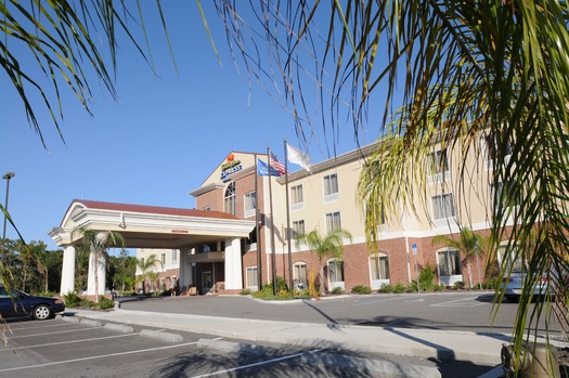 Holiday Inn Express Commercial Way (17)