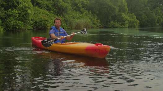 Florida's Adventure Coast Weeki Wachee Kayaker, German Host