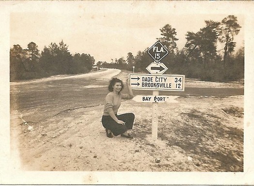 #12 - US-19 & SR-50 in Weeki Wachee cir. 1947 (Florida History on Pinterest)