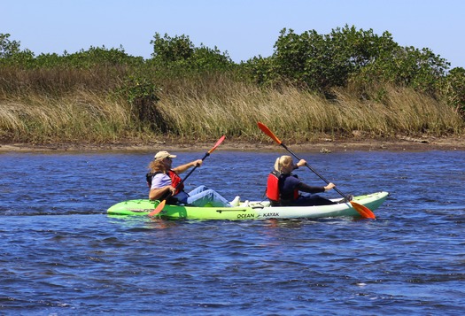 Trail paddlers (Visitors Bureau)